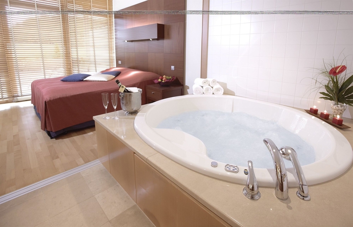 Imagen de la habitación del Hotel Das Sonnreich Thermenhotel Loipersdorf. Foto 13