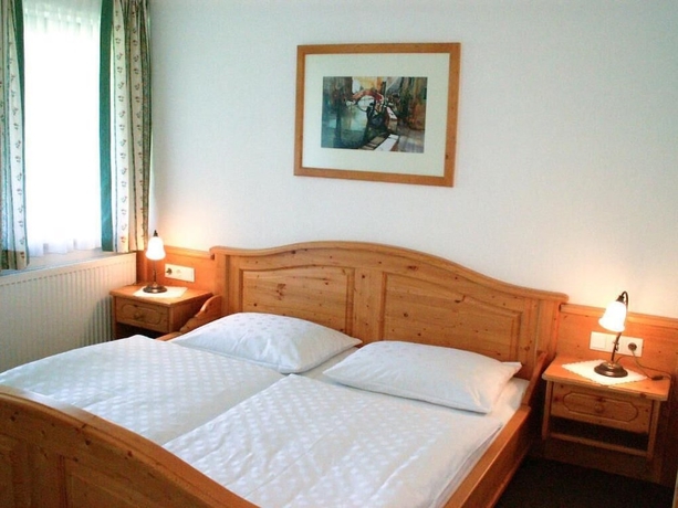 Imagen de la habitación del Hotel Das kleine Berghotel. Foto 13