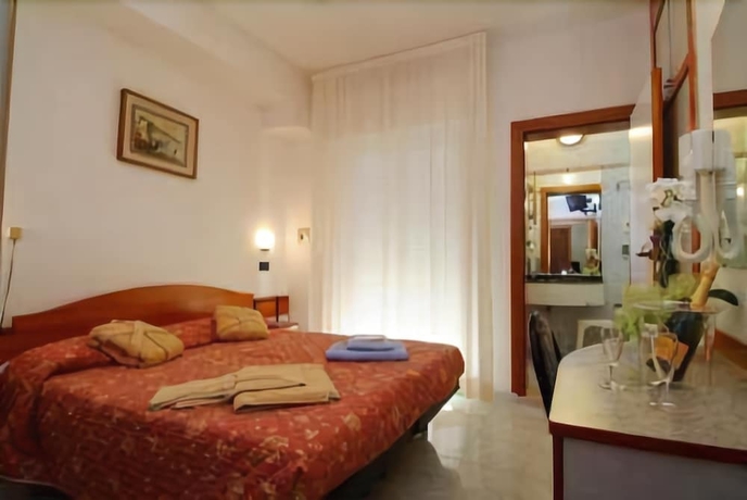 Imagen de la habitación del Hotel Dasamo. Foto 6