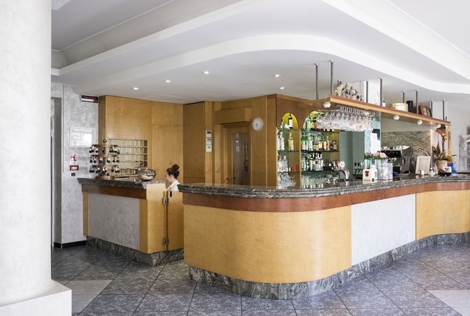 Imagen de los interiores del Hotel Dasamo. Foto 13