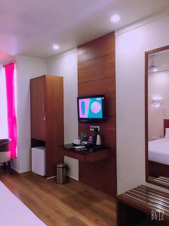Imagen de la habitación del Hotel Dasaprakash. Foto 21