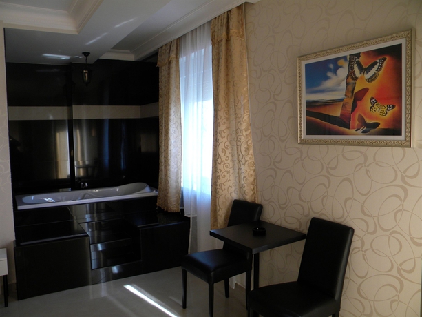 Imagen de la habitación del Hotel Dash. Foto 10