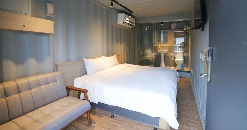 Imagen de la habitación del Hotel Dash Forwaves. Foto 9