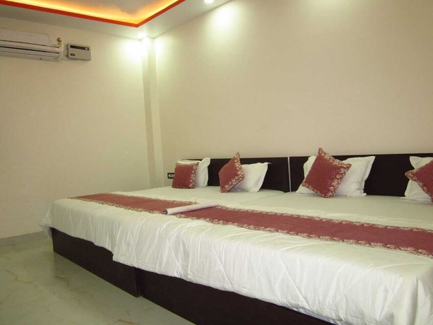 Imagen de la habitación del Hotel Dashrath Residency. Foto 6
