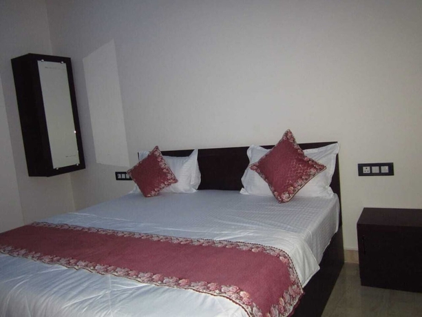 Imagen de la habitación del Hotel Dashrath Residency. Foto 9