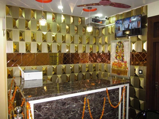 Imagen de la habitación del Hotel Dashrath Residency. Foto 11