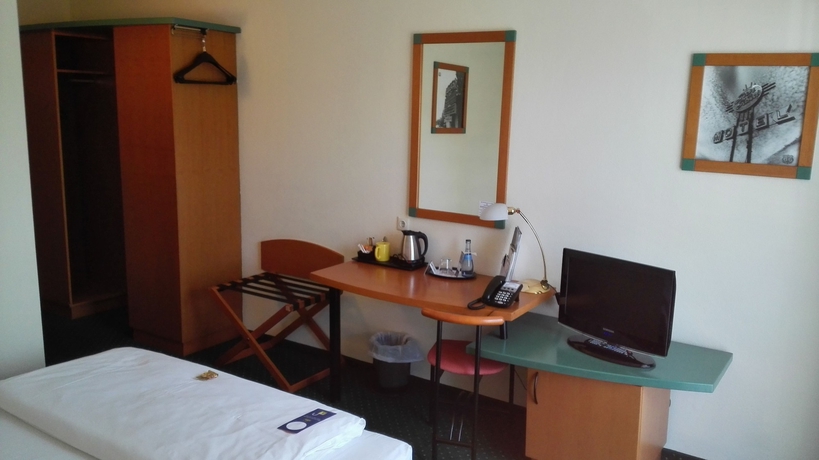 Imagen de la habitación del Hotel Dasing-Augsburg. Foto 4
