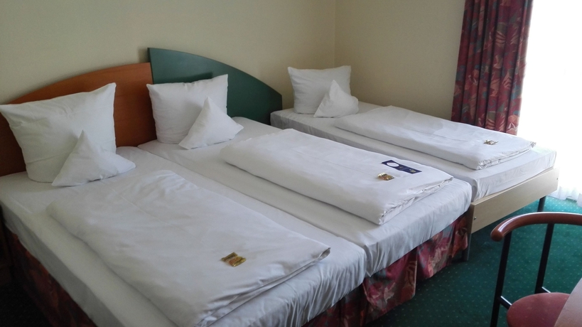 Imagen de la habitación del Hotel Dasing-Augsburg. Foto 8