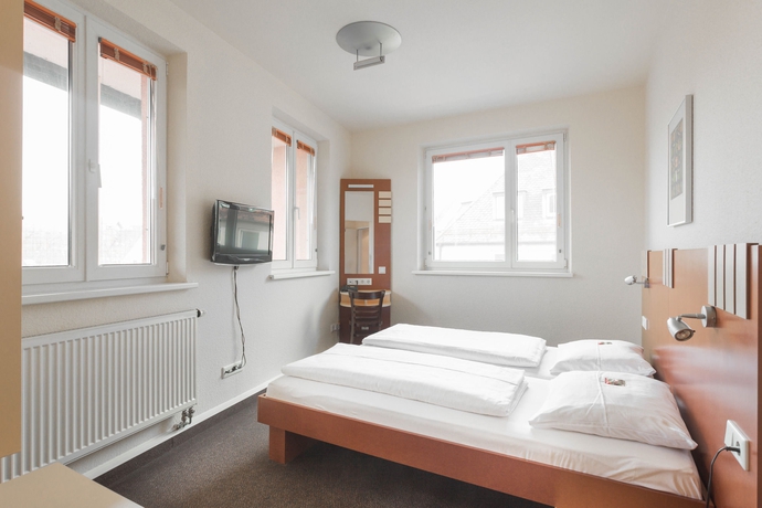 Imagen de la habitación del Hotel Daspaul. Foto 5