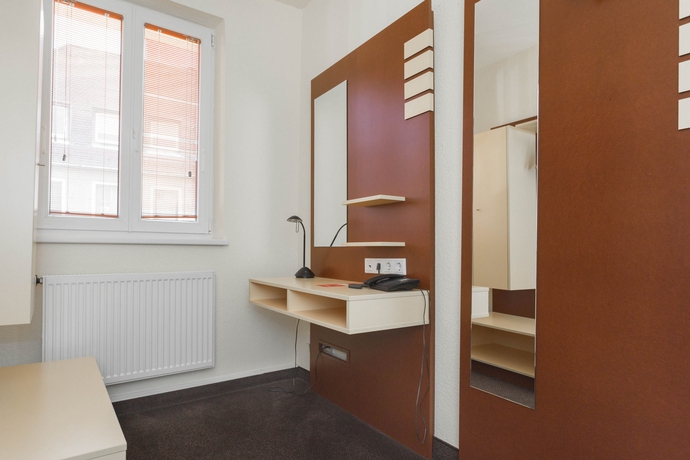 Imagen de la habitación del Hotel Daspaul. Foto 15