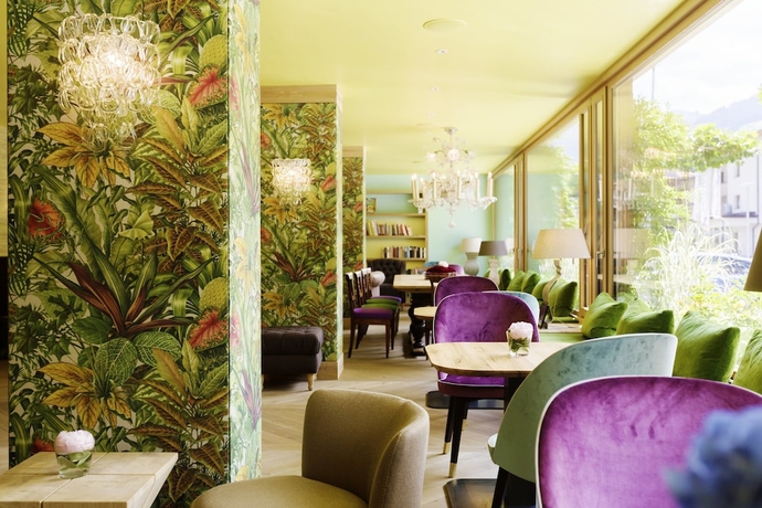 Imagen de los interiores del Hotel Dasposthotel. Foto 14