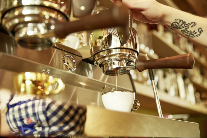 Imagen de los interiores del Hotel Dasposthotel. Foto 15