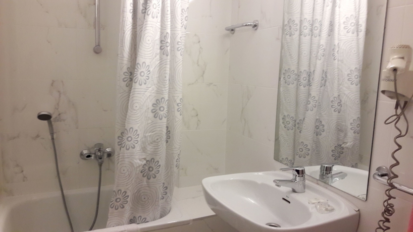 Imagen de la habitación del Hotel Dato 2. Foto 3