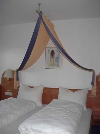 Imagen de la habitación del Hotel Daun, Castrop-Rauxel. Foto 8