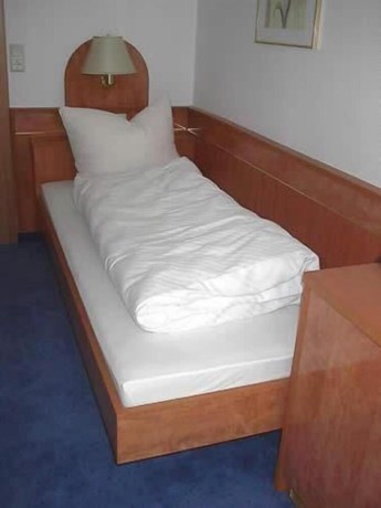 Imagen de la habitación del Hotel Daun, Castrop-Rauxel. Foto 9