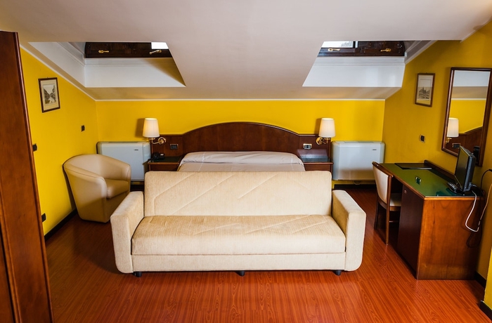 Imagen de la habitación del Hotel Daunia. Foto 15