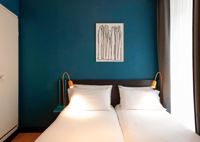 Imagen de la habitación del Hotel Daval. Foto 11