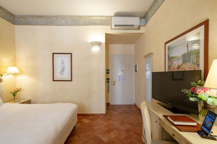 Imagen de la habitación del Hotel Davanzati. Foto 8