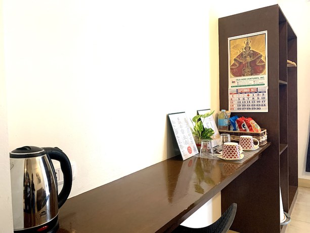 Imagen de la habitación del Hotel Davao Airport View. Foto 10