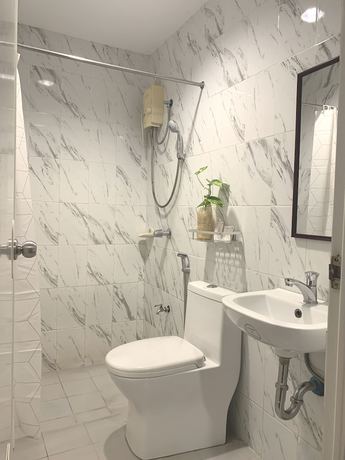 Imagen de la habitación del Hotel Davao Airport View. Foto 13