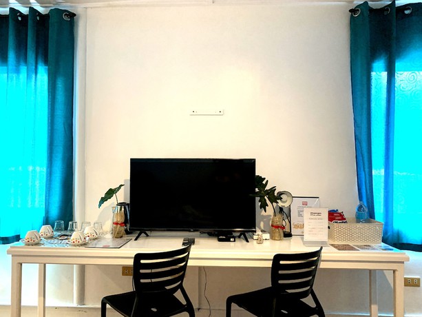 Imagen de la habitación del Hotel Davao Airport View. Foto 17