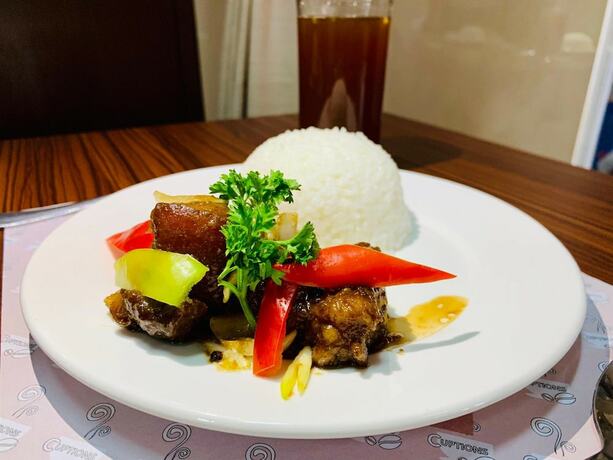 Imagen general del Hotel Davao Persimmon Suites. Foto 2