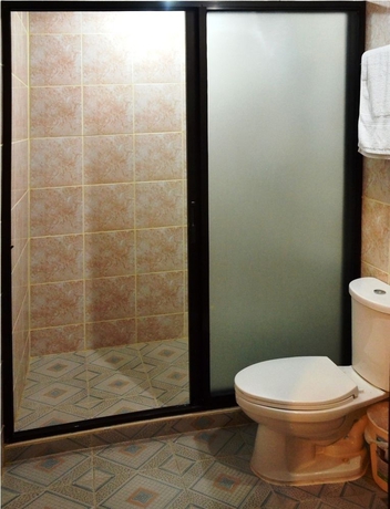 Imagen de la habitación del Hotel Davao Royal Suites and Residences. Foto 4