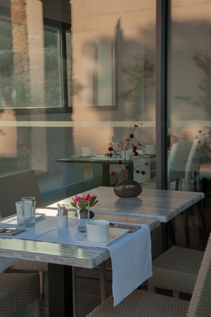 Imagen del bar/restaurante del Hotel Davia. Foto 11