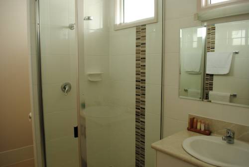 Imagen de la habitación del Hotel David Motor Inn. Foto 5