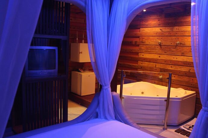 Imagen de la habitación del Hotel David Plaza. Foto 21