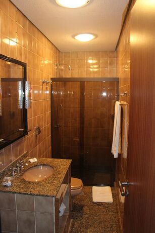 Imagen de la habitación del Hotel David Plaza. Foto 31