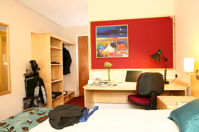 Imagen de los interiores del Hotel David Russell Apartments Campus Accommodation. Foto 11