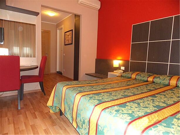 Imagen general del Hotel David, Sesto Calende. Foto 2