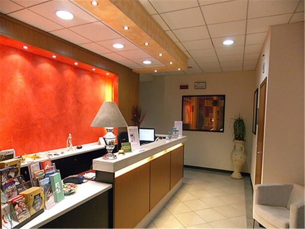 Imagen general del Hotel David, Sesto Calende. Foto 7