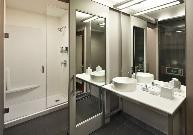 Imagen de la habitación del Hotel David Whitney, Autograph Collection. Foto 13