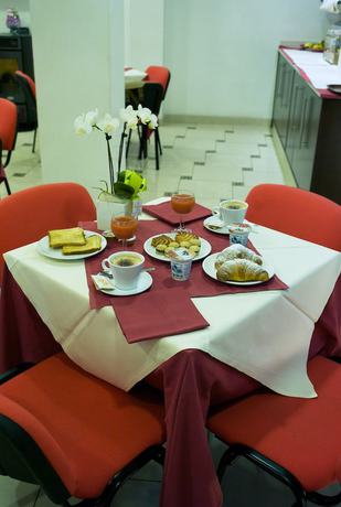 Imagen del bar/restaurante del Hotel Davide. Foto 2