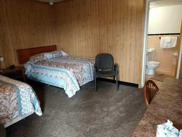 Imagen de la habitación del Hotel Davis Motel. Foto 12