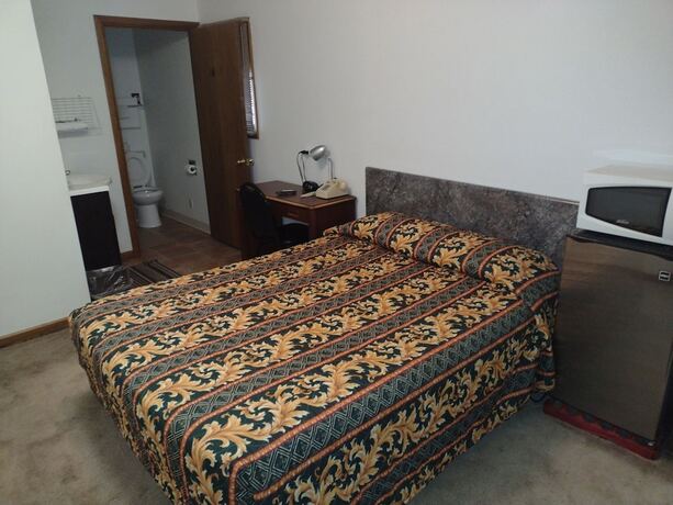 Imagen de la habitación del Hotel Davis Motel. Foto 13