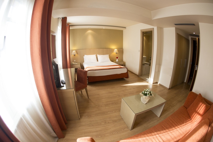 Imagen de la habitación del Hotel Davitel Tobacco. Foto 5