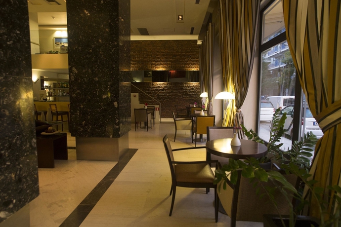 Imagen de los interiores del Hotel Davitel Tobacco. Foto 14