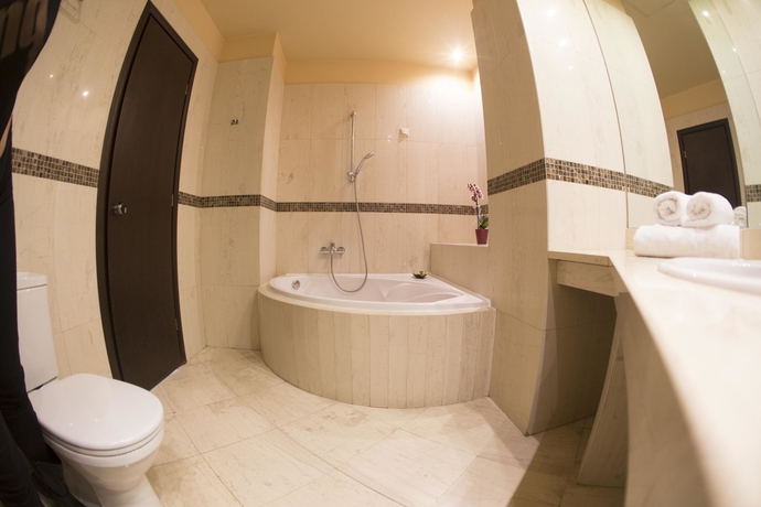 Imagen de la habitación del Hotel Davitel Tobacco. Foto 7