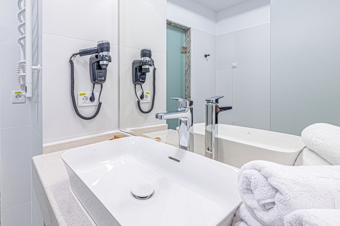 Imagen de la habitación del Hotel Davo. Foto 10