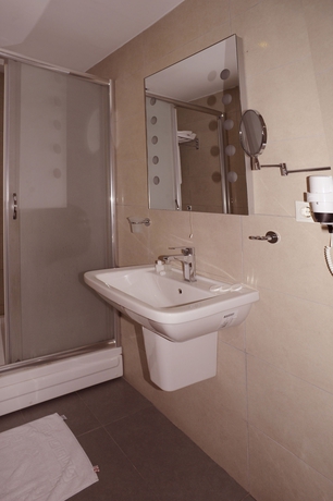 Imagen de la habitación del Hotel Davos, Estambul. Foto 7