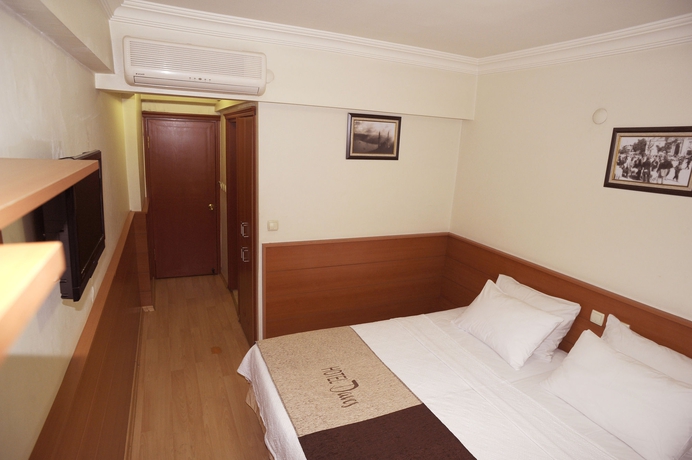 Imagen de la habitación del Hotel Davos, Estambul. Foto 8