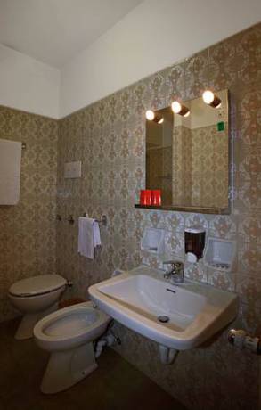 Imagen de la habitación del Hotel Davost. Foto 4
