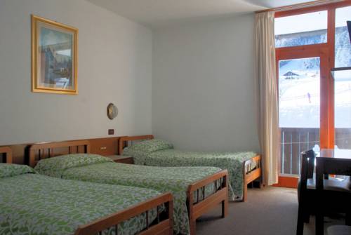 Imagen de la habitación del Hotel Davost. Foto 7