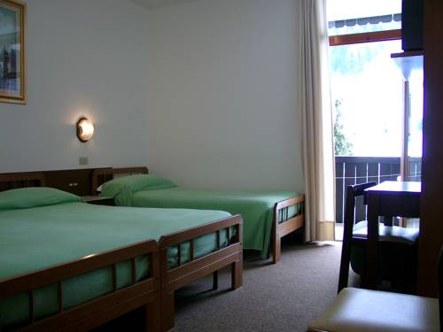 Imagen de la habitación del Hotel Davost. Foto 13
