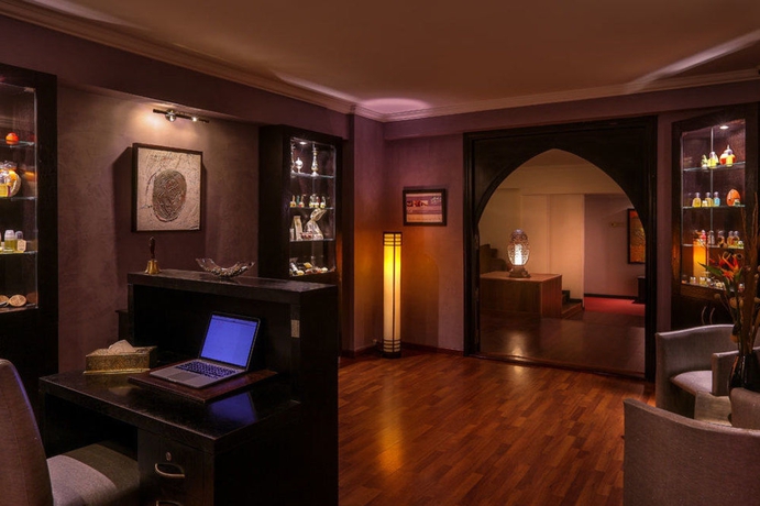 Imagen de la piscina del Hotel Dawliz Rabat Art and Spa. Foto 14