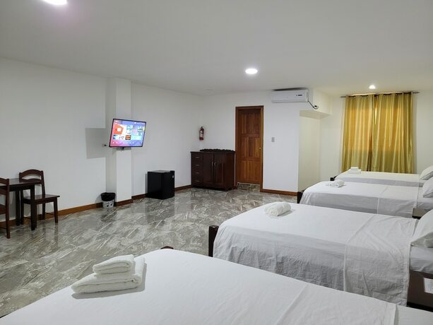 Imagen de la habitación del Hotel Day and Night. Foto 12