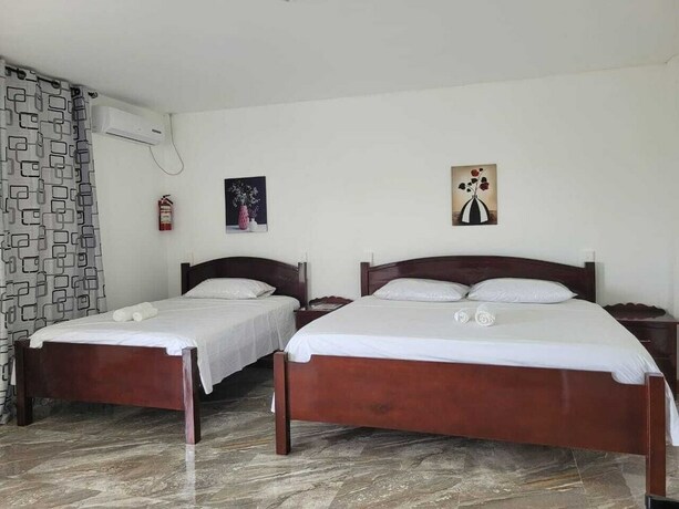 Imagen de la habitación del Hotel Day and Night. Foto 20